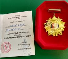 Uhonorowani medalem okolicznościowym